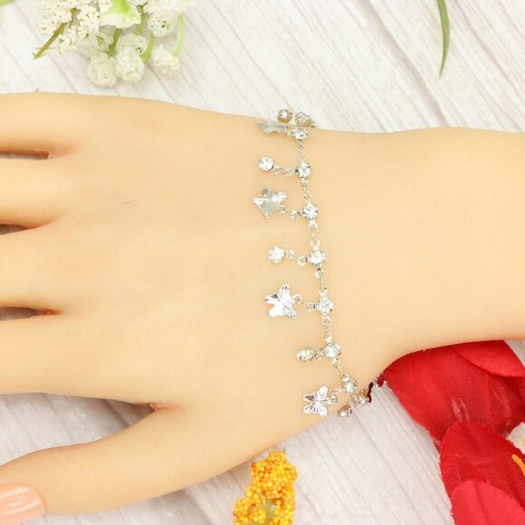 "Trendy Handmade Bracelet – A Thoughtful Gift for Girls & Women | UNVRC1275 - Picture 7 of 10